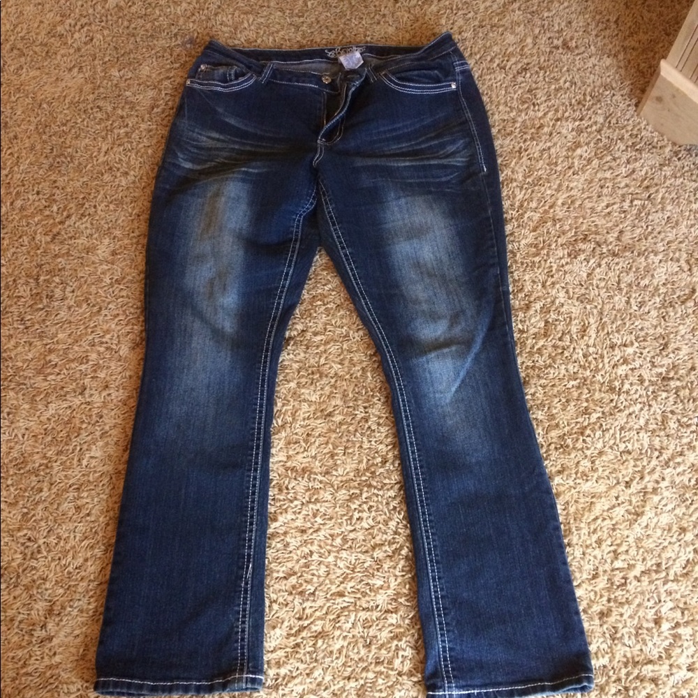 Revolt jeans